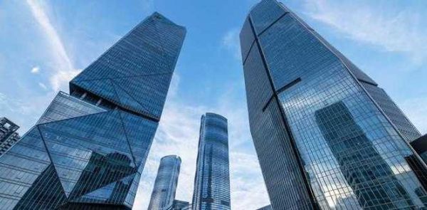梦到登高楼是什么意思_梦见自己登高楼预示什么