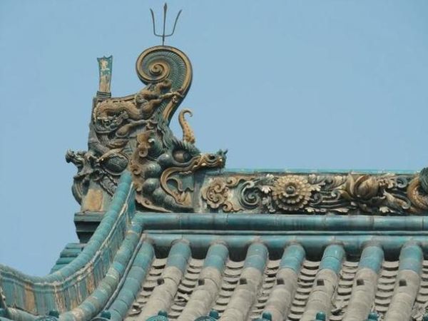 梦到睡屋顶是什么意思_屋顶睡觉梦境解析