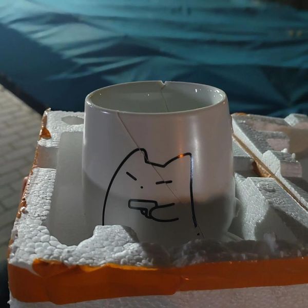 梦到杯子碎了是什么意思_杯子碎了预示什么