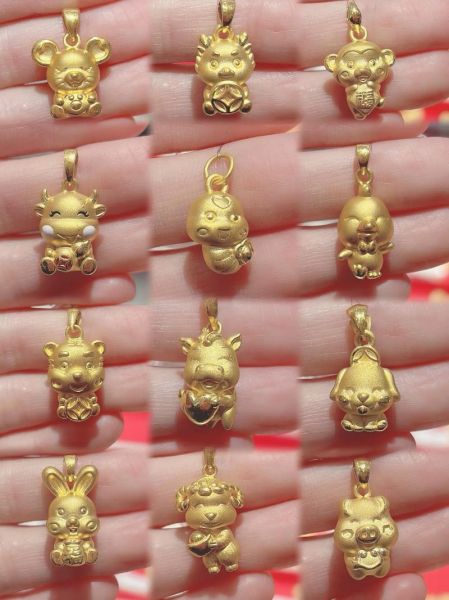 黄金属相有哪些_黄金生肖吊坠怎么选