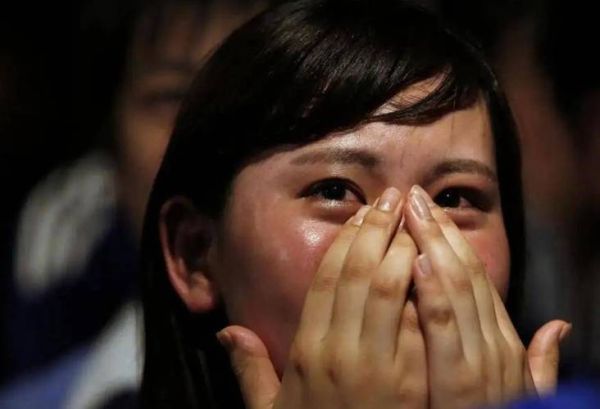 梦到死人是什么预兆_梦见死人哭了好不好