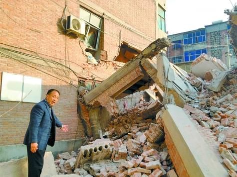 梦到院墙倒了是什么意思_梦到院墙倒了预示着什么