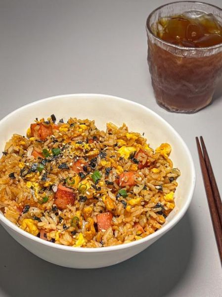 梦到吃炒饭是什么意思_梦到吃炒饭好不好