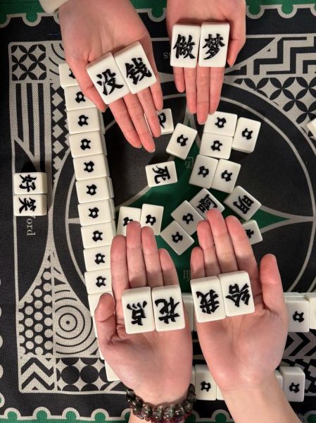梦到打牌输钱是什么意思_梦见打牌输钱预示什么