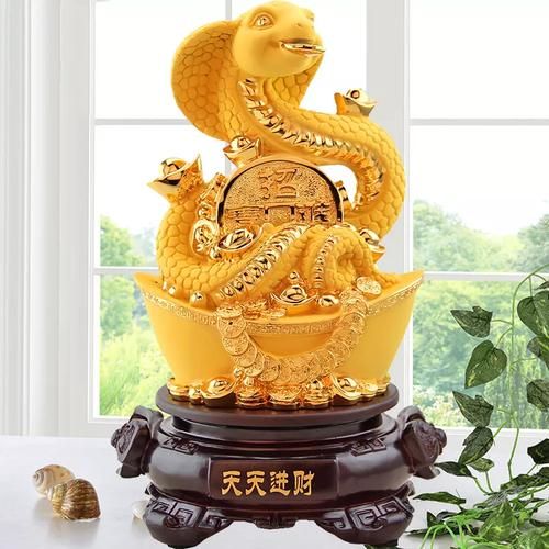 生肖蛇财运方位在哪_属蛇人如何布局招财