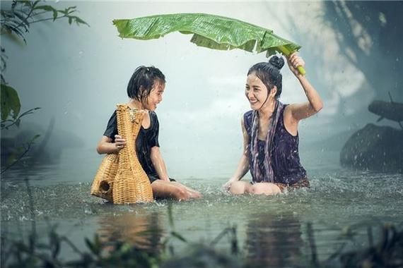梦到下雨收衣服是什么意思_梦见收衣服被淋湿怎么办
