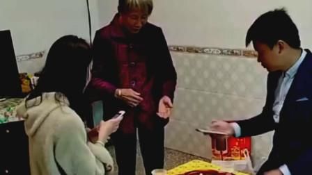 梦到做媒人是什么意思_梦见做媒人预示什么