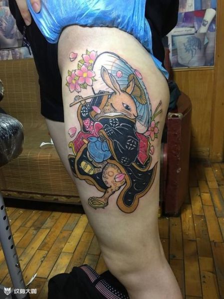属兔纹身纹什么好_属兔纹身禁忌有哪些