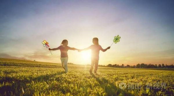 梦到小孩在玩是什么意思_梦见小孩玩耍的吉凶预兆