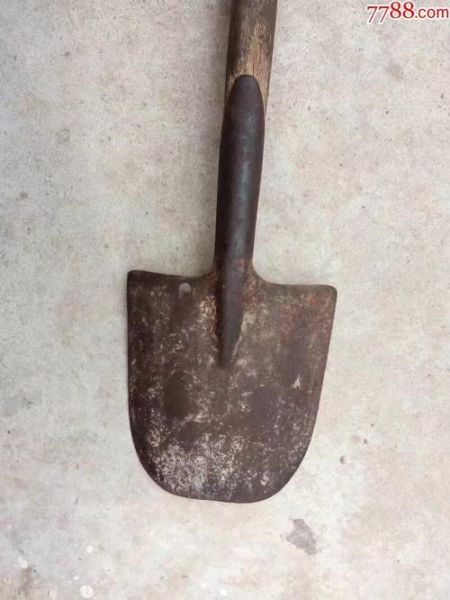 梦到铁锹是什么意思_梦见铁锹预示什么