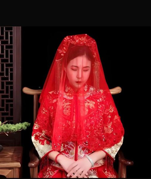 梦到别人穿红衣服_周公解梦