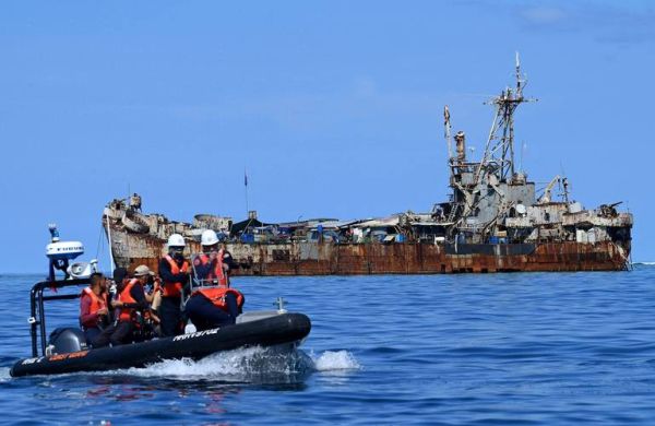 梦到船很破_是什么意思